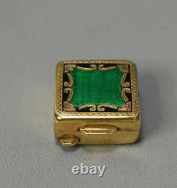 19c. Imperial Russian 84 Gild Silver Green Black Guilloche Enamel Lid Pills Box