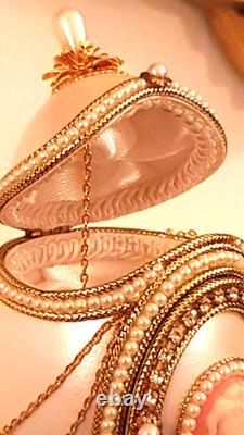 2005 Antique Imperial Russian Faberge egg Music box 35th Birthday Fabergé egg 2005 Antique Imperial Russian Faberge egg Music box 35th Birthday Fabergé egg