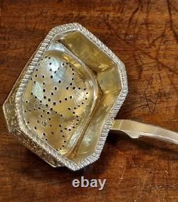 ANTIQUE 1832 RUSSIAN Imperial SILVER 84 TEA STRAINER/SUGAR SPOON Moscow AA