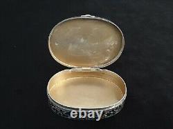 Antique Imperial Russian Chased 84 Niello Silver Snuff Pill Vesta Box Kovsh Case