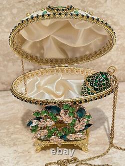 Crown Regal Emerald Antique Imperial Russian Egg Faberge egg Music box Fabergé